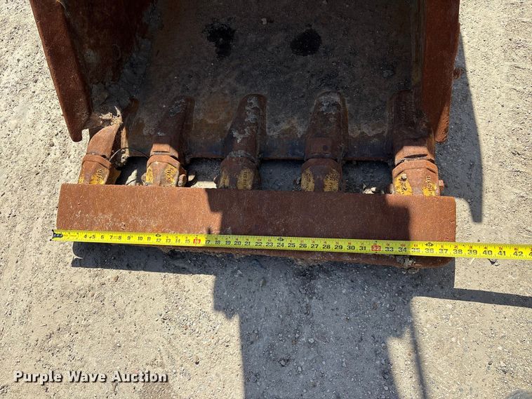 image for item EA7242 2015 Komatsu PC240LC-10 long reach excavator