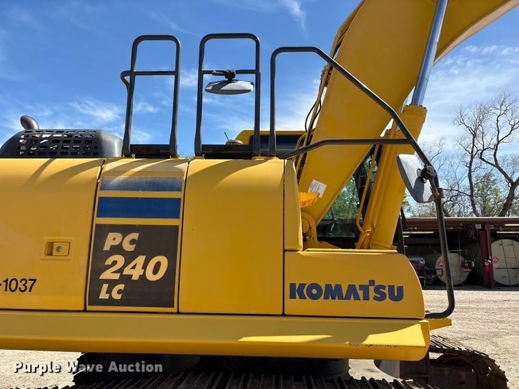 image for item EA7242 2015 Komatsu PC240LC-10 long reach excavator