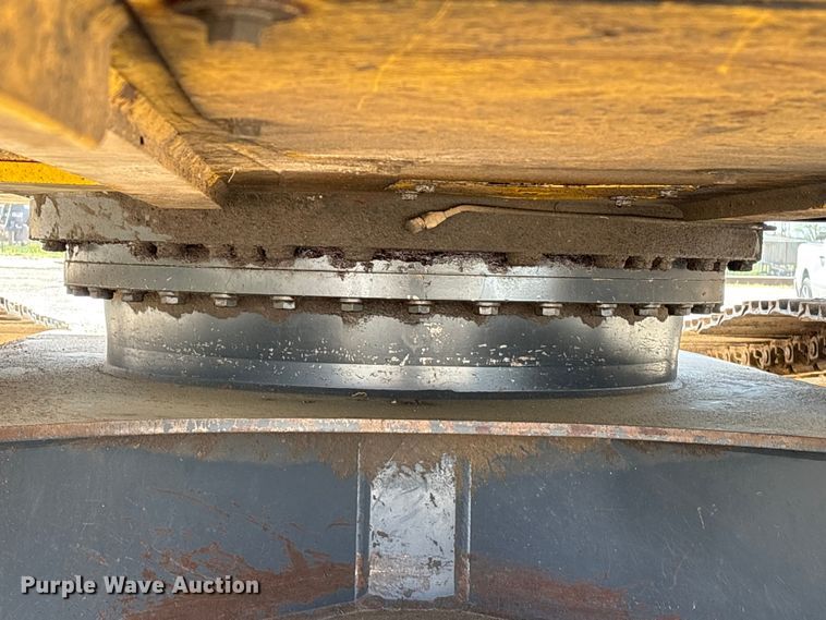 image for item EA7242 2015 Komatsu PC240LC-10 long reach excavator