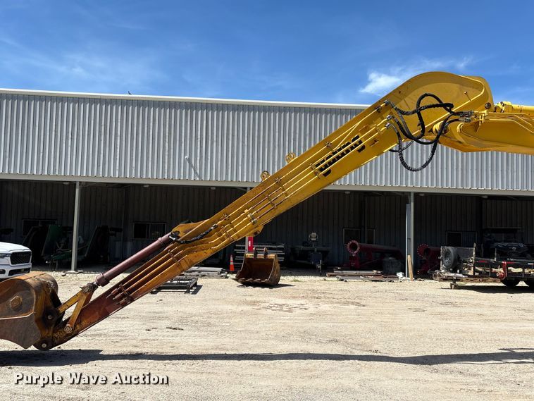 image for item EA7242 2015 Komatsu PC240LC-10 long reach excavator