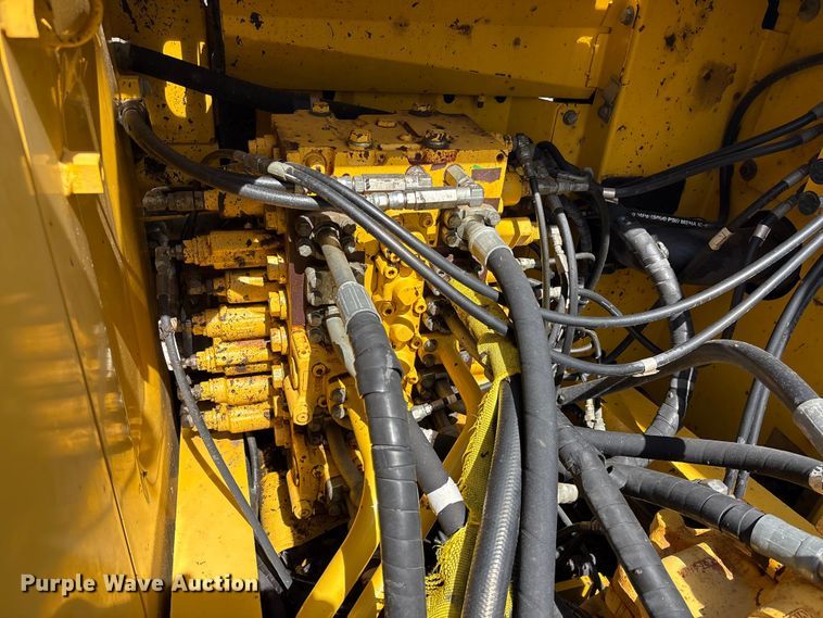 image for item EA7242 2015 Komatsu PC240LC-10 long reach excavator