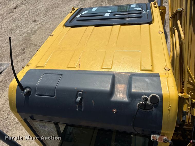 image for item EA7242 2015 Komatsu PC240LC-10 long reach excavator