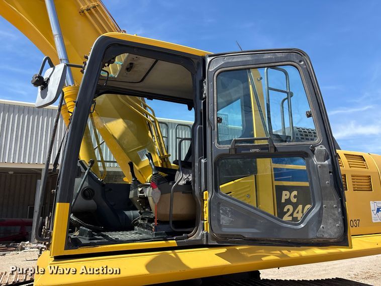 image for item EA7242 2015 Komatsu PC240LC-10 long reach excavator