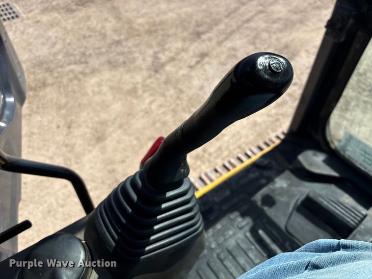 image for item EA7242 2015 Komatsu PC240LC-10 long reach excavator