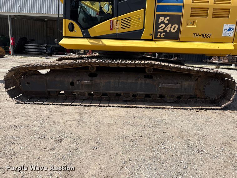 image for item EA7242 2015 Komatsu PC240LC-10 long reach excavator
