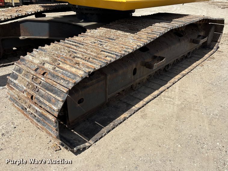 image for item EA7242 2015 Komatsu PC240LC-10 long reach excavator