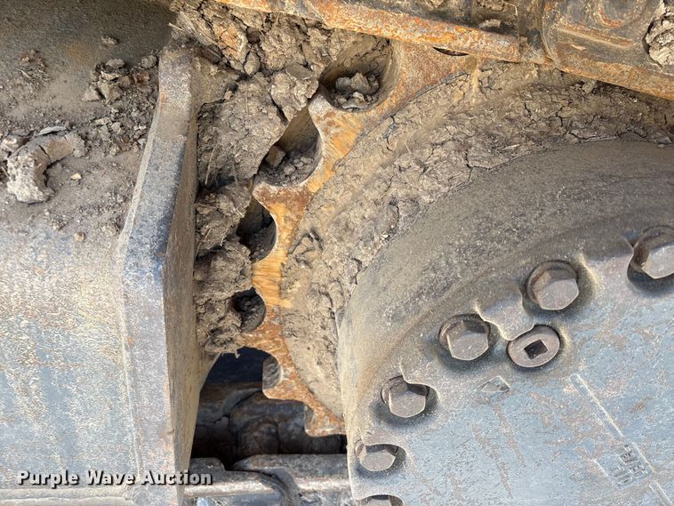 image for item EA7242 2015 Komatsu PC240LC-10 long reach excavator