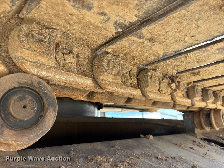 image for item EA7242 2015 Komatsu PC240LC-10 long reach excavator