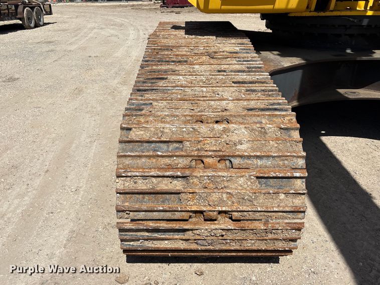 image for item EA7242 2015 Komatsu PC240LC-10 long reach excavator