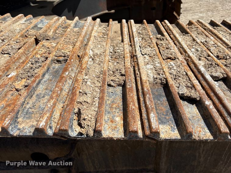 image for item EA7242 2015 Komatsu PC240LC-10 long reach excavator