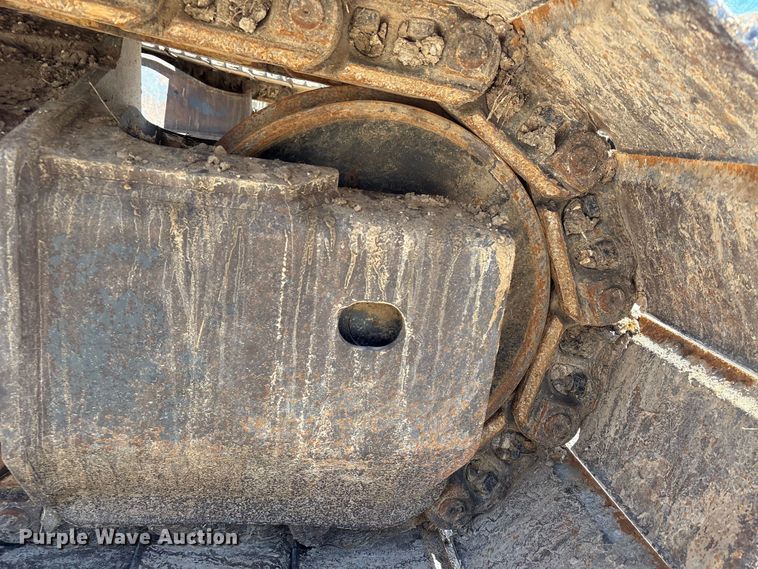 image for item EA7242 2015 Komatsu PC240LC-10 long reach excavator