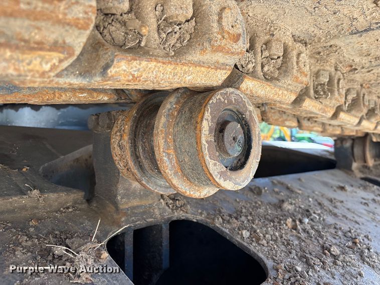 image for item EA7242 2015 Komatsu PC240LC-10 long reach excavator