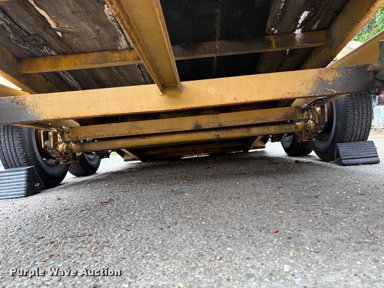 image for item EC8265 2000 Zieman Z-P21699 tilt deck utility trailer