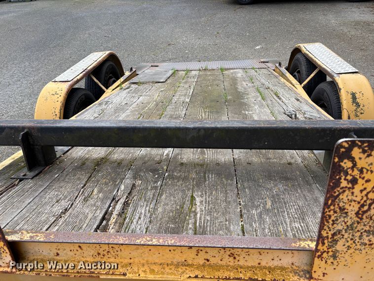 image for item EC8265 2000 Zieman Z-P21699 tilt deck utility trailer