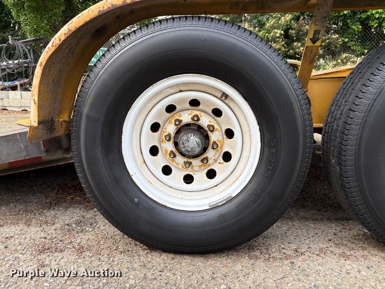 image for item EC8265 2000 Zieman Z-P21699 tilt deck utility trailer