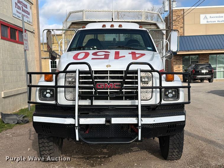 image for item ED5193 2002 GMC C6500 brush fire truck