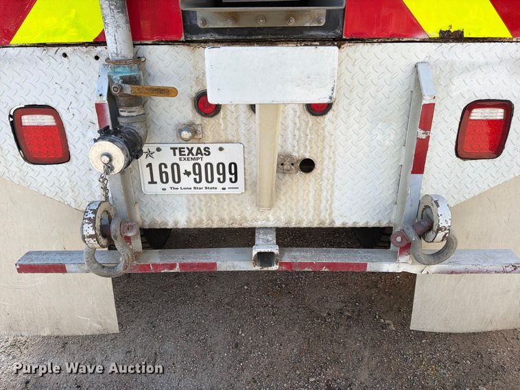 image for item ED5193 2002 GMC C6500 brush fire truck