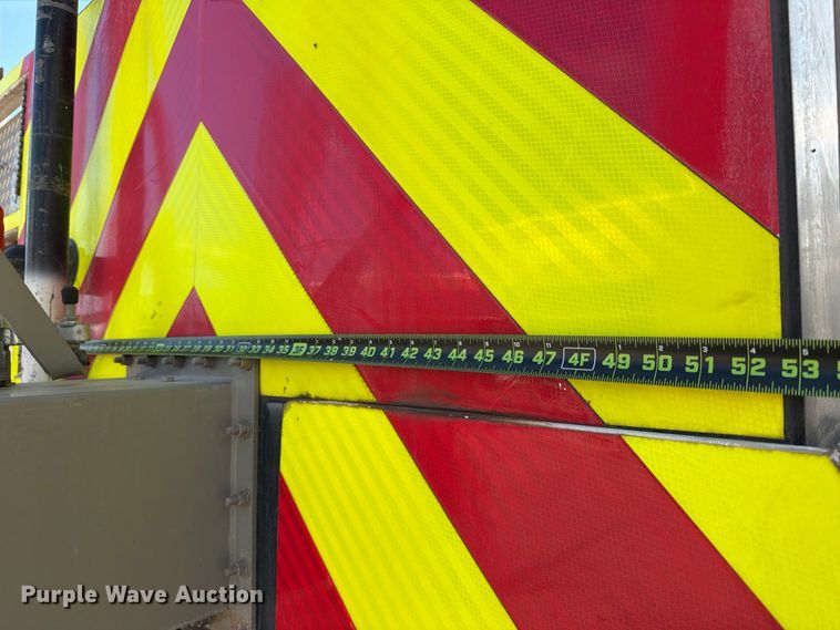 image for item ED5193 2002 GMC C6500 brush fire truck