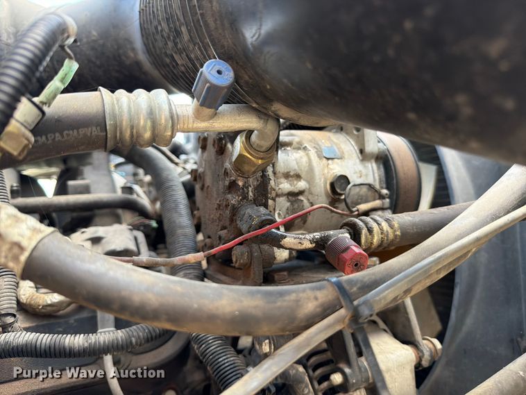 image for item ED5193 2002 GMC C6500 brush fire truck