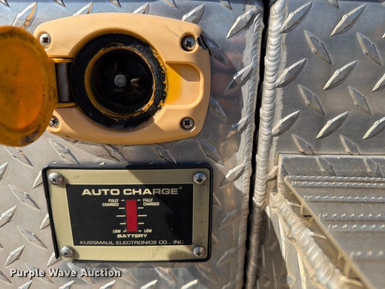 image for item ED5194 2002 International 4900 pumper fire truck