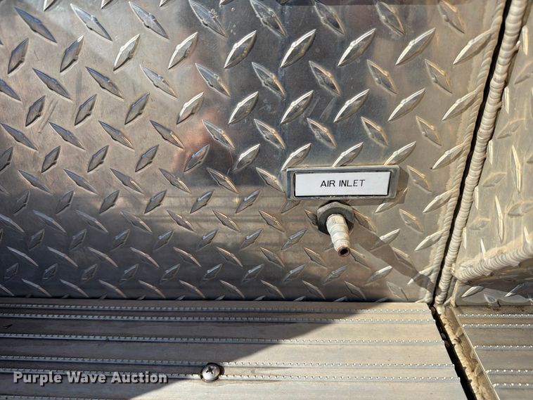 image for item ED5194 2002 International 4900 pumper fire truck