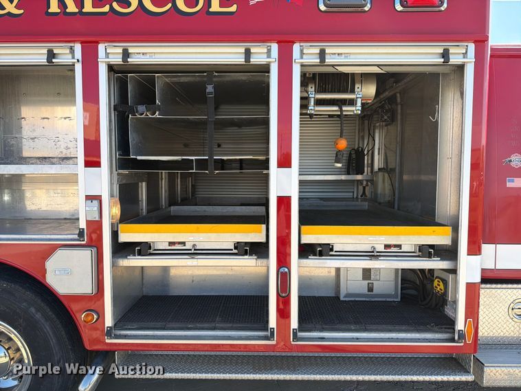 image for item ED5194 2002 International 4900 pumper fire truck
