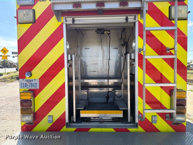 image for item ED5194 2002 International 4900 pumper fire truck