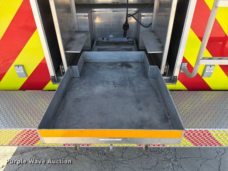 image for item ED5194 2002 International 4900 pumper fire truck