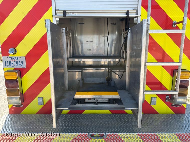 image for item ED5194 2002 International 4900 pumper fire truck