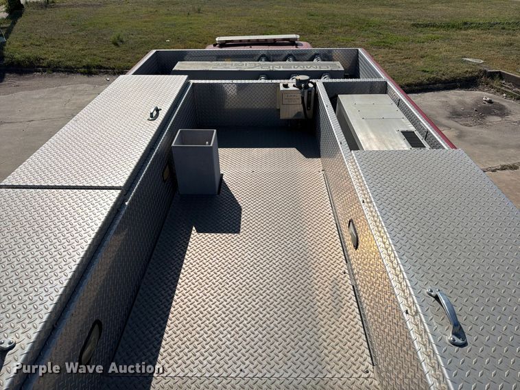 image for item ED5194 2002 International 4900 pumper fire truck