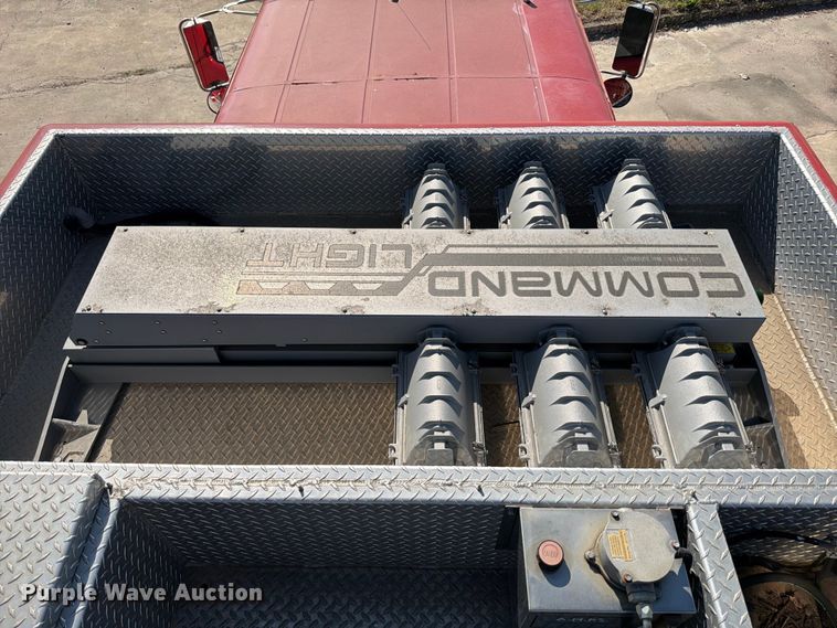 image for item ED5194 2002 International 4900 pumper fire truck