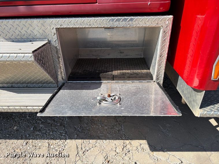 image for item ED5194 2002 International 4900 pumper fire truck