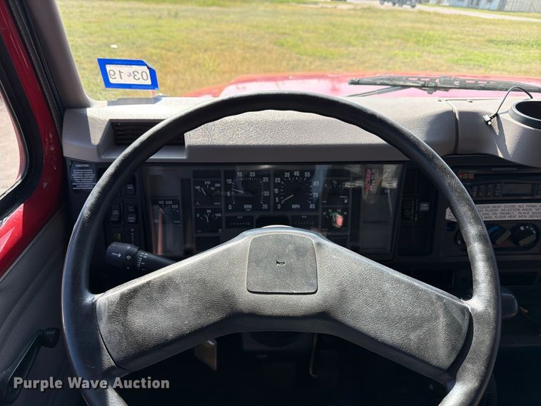 image for item ED5194 2002 International 4900 pumper fire truck