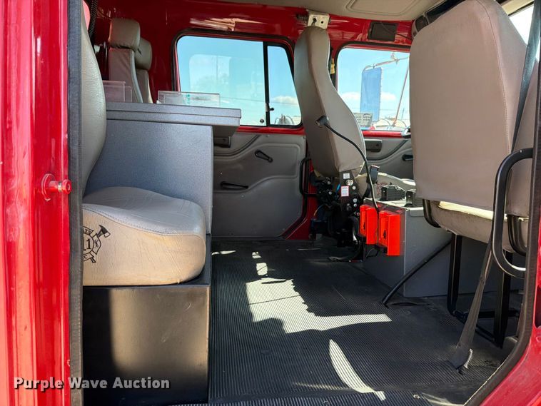 image for item ED5194 2002 International 4900 pumper fire truck