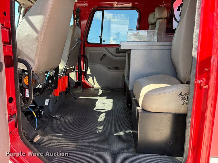 image for item ED5194 2002 International 4900 pumper fire truck