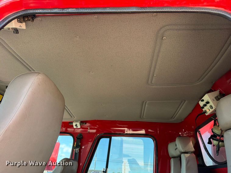 image for item ED5194 2002 International 4900 pumper fire truck