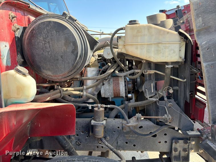 image for item ED5194 2002 International 4900 pumper fire truck