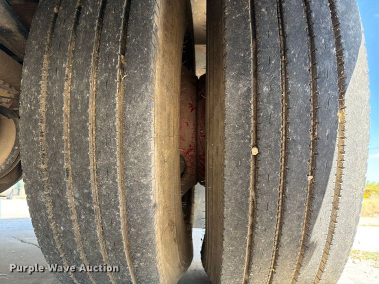 image for item ED5194 2002 International 4900 pumper fire truck