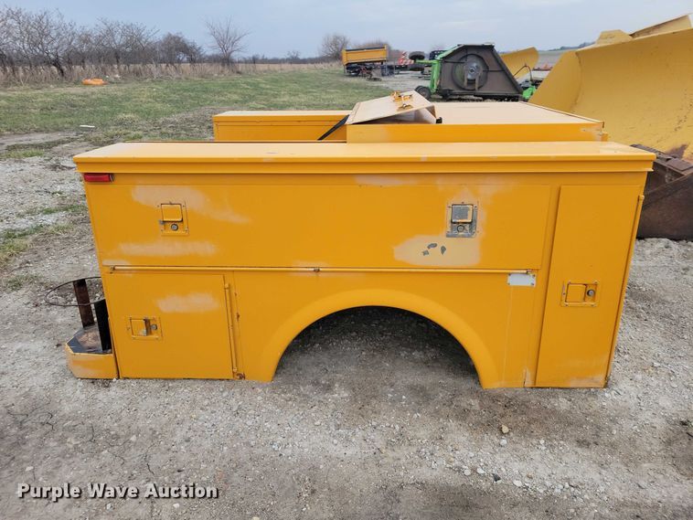 image for item EE0907 Omaha utility bed