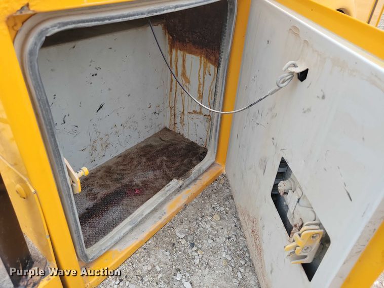 image for item EE0907 Omaha utility bed