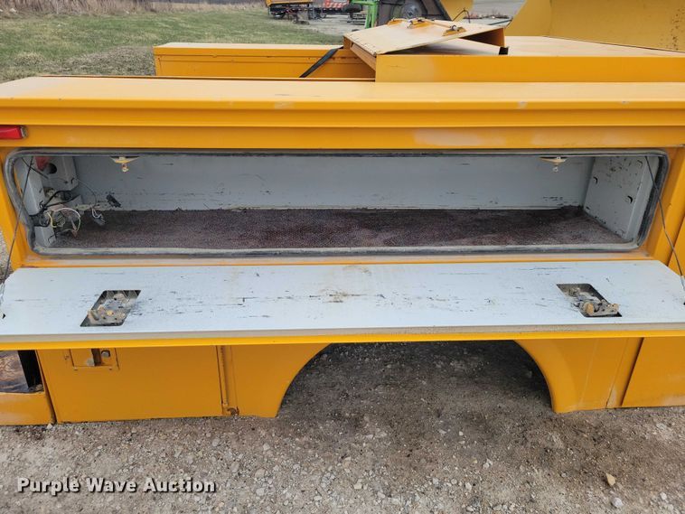 image for item EE0907 Omaha utility bed