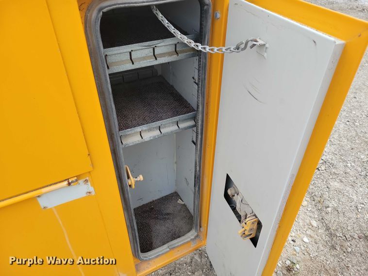 image for item EE0907 Omaha utility bed