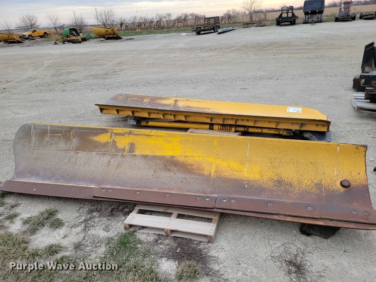 image for item EE0908 (2) John Deere motor grader wing blades