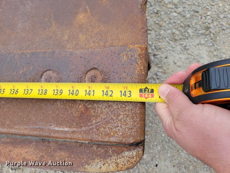 image for item EE0908 (2) John Deere motor grader wing blades