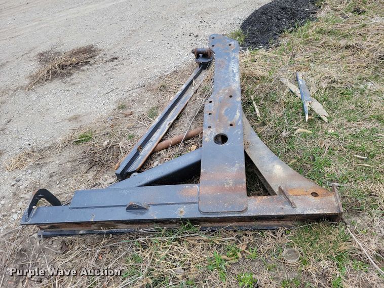 image for item EE0908 (2) John Deere motor grader wing blades