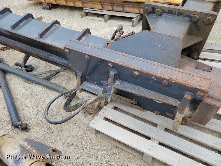 image for item EE0909 John Deere  motor grader wing blade