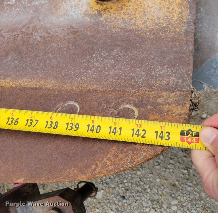 image for item EE0909 John Deere  motor grader wing blade