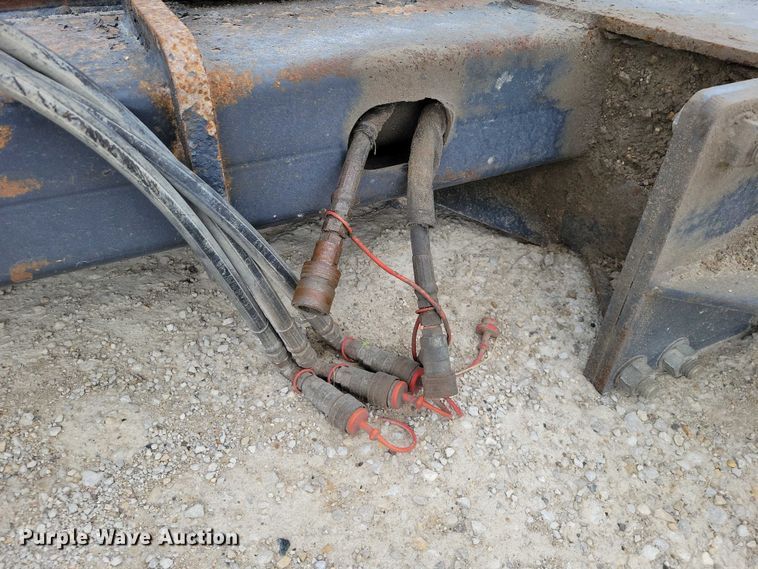 image for item EE0910 John Deere motor grader wing blade