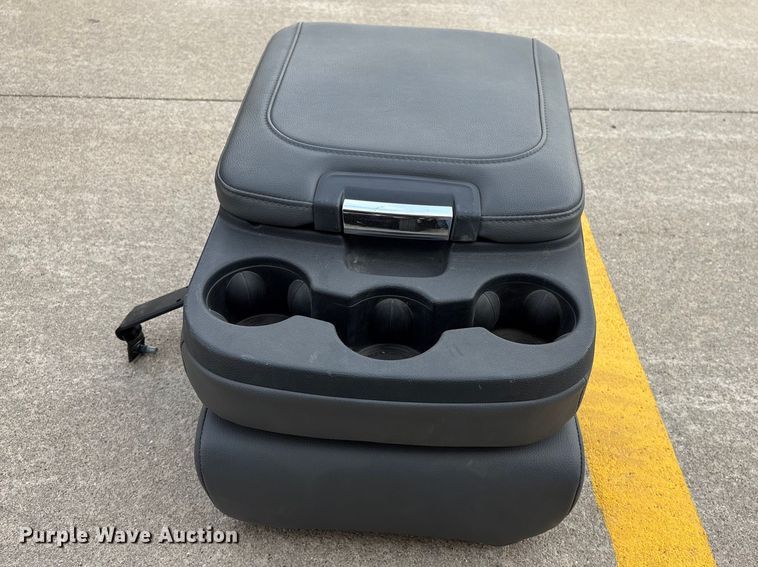 image for item EI5752 Truck parts