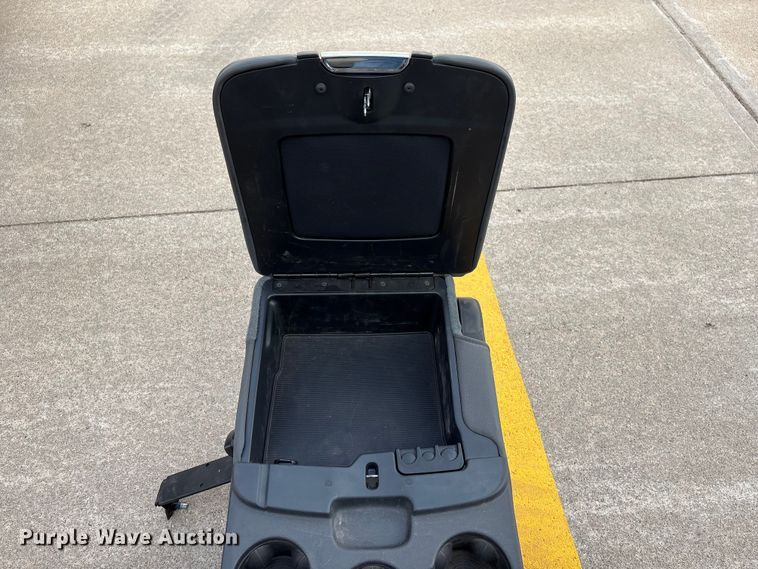 image for item EI5752 Truck parts